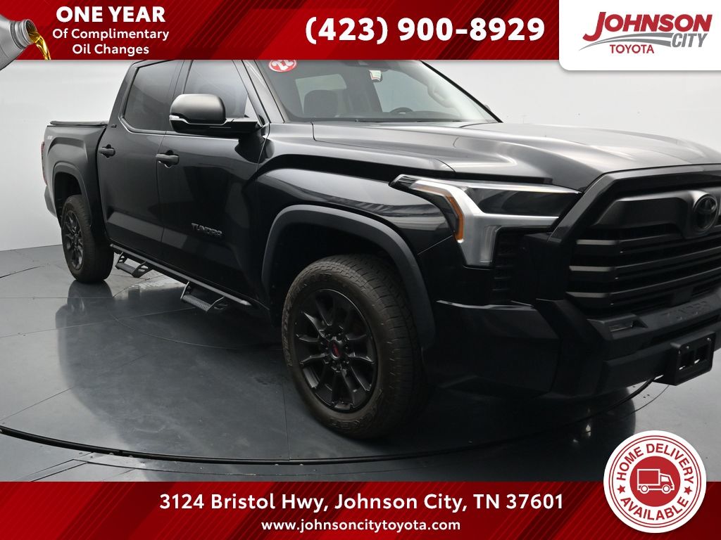 Midnight Black Metallic 2022 Toyota Tundra Pickup Truck Four-Wheel Drive Automatic