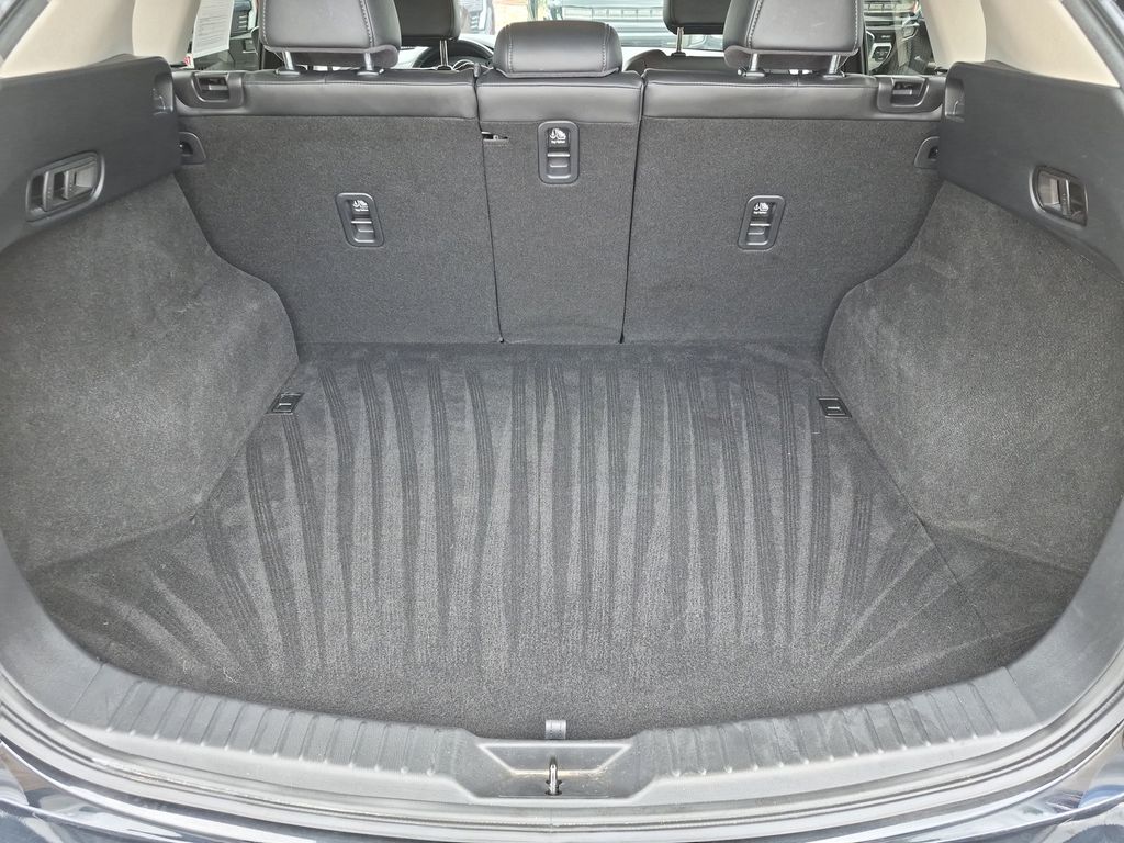 Used 2021 Black Mazda Touring image 39