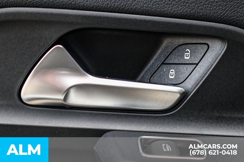 Used 2025 Black Mercedes-Benz GLA 250 image 56