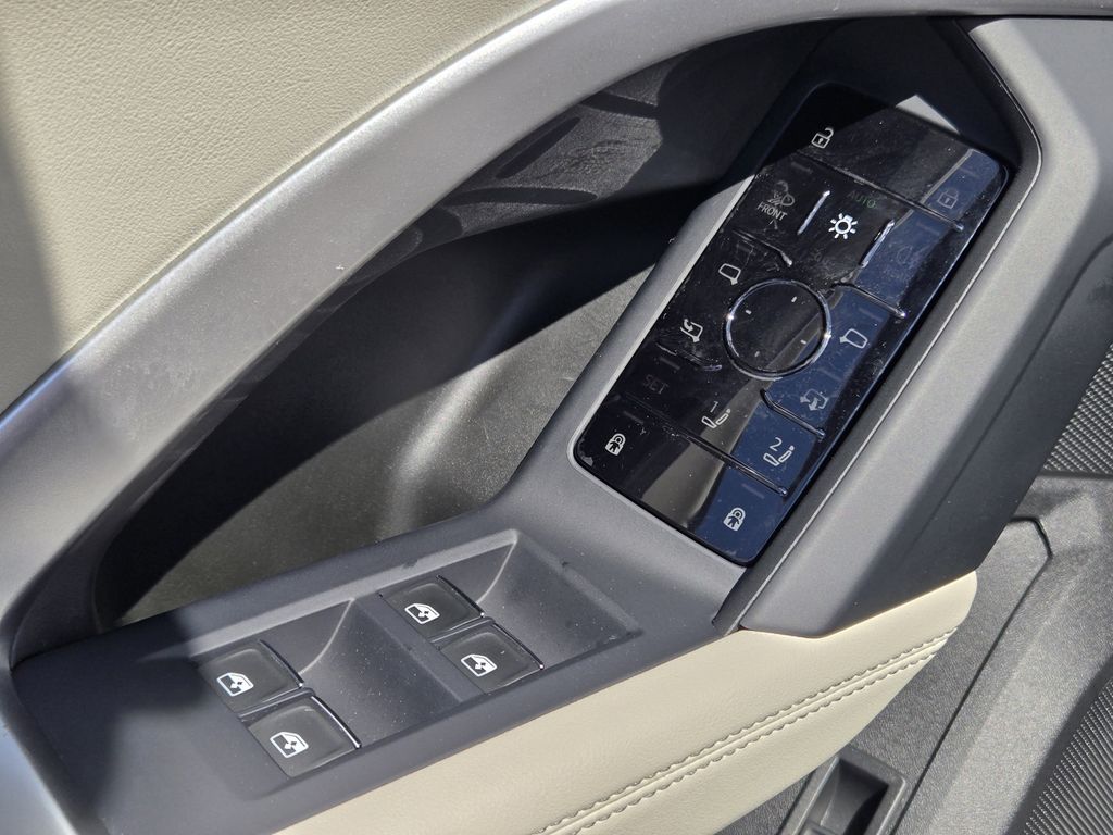 used 2025 Audi Q5 car, priced at $50,491