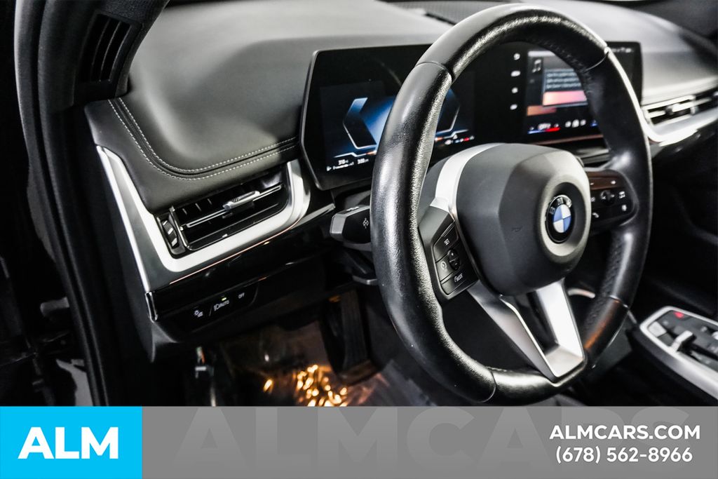 Used 2025 Black BMW xDrive28i image 33