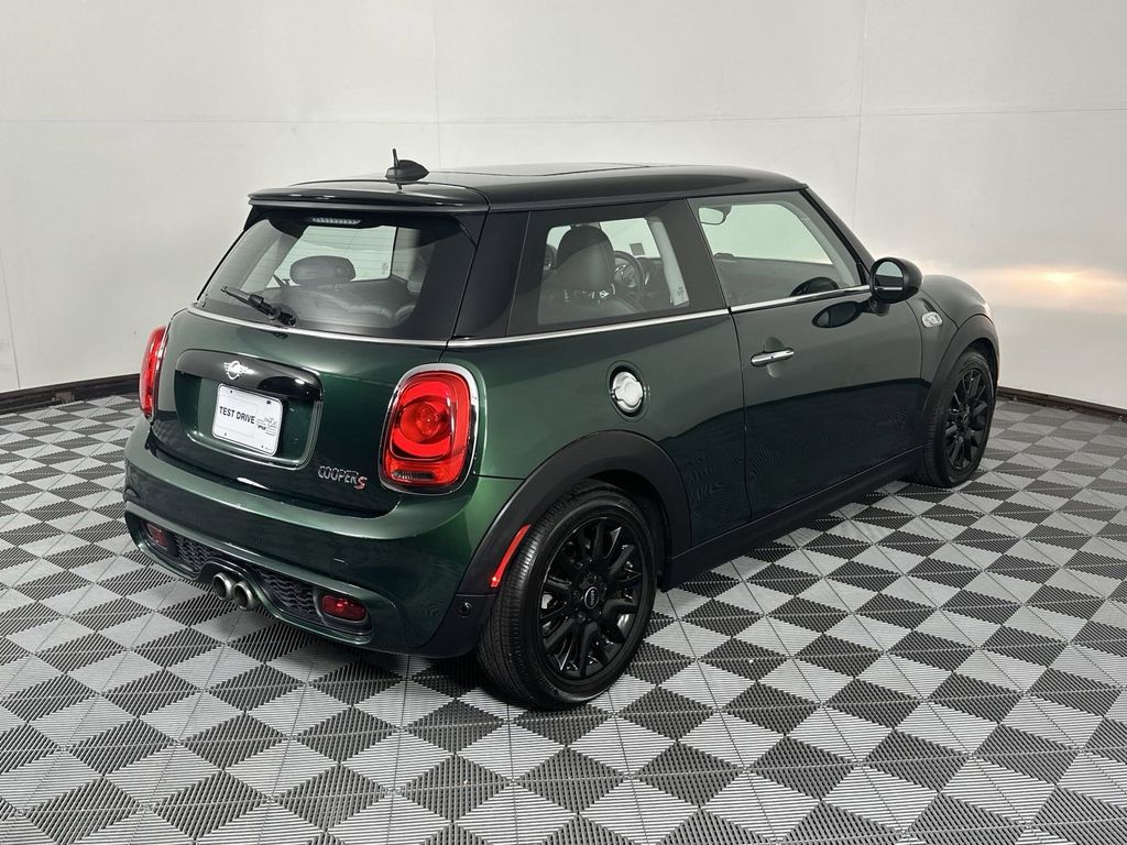 2019 MINI Cooper S Classic 7