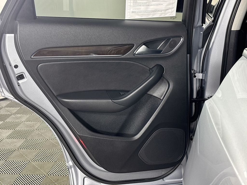 2016 Audi Q3 2.0T Premium Plus