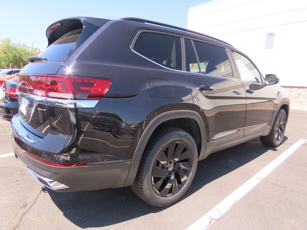 Thumbnail: 2026 Volkswagen Atlas - 4