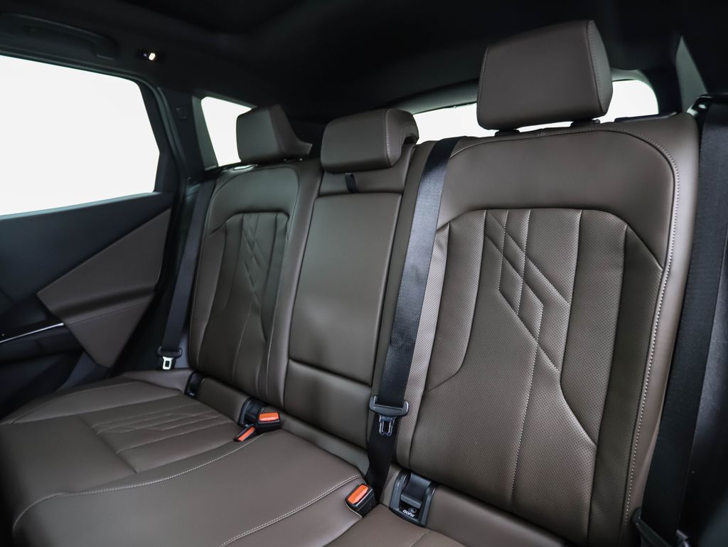 Thumbnail: 2026 BMW X3 - 23