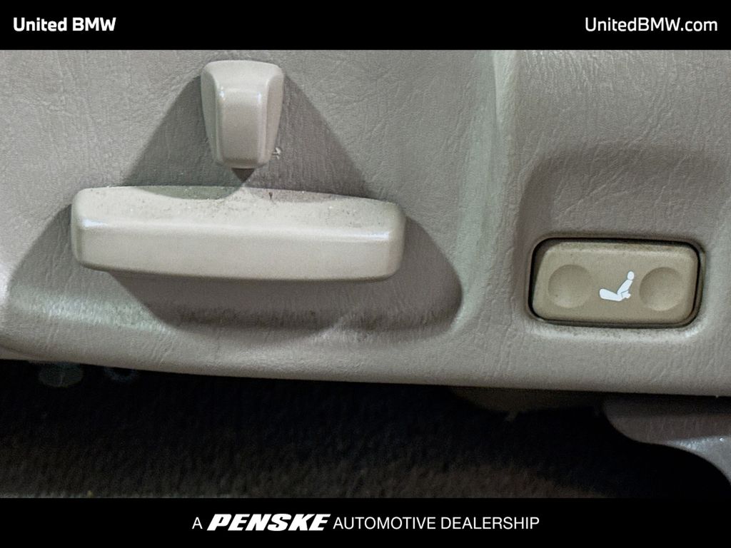 Thumbnail: 2002 Toyota 4Runner - 4