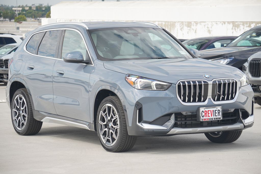 Thumbnail: 2026 BMW X1 - 3