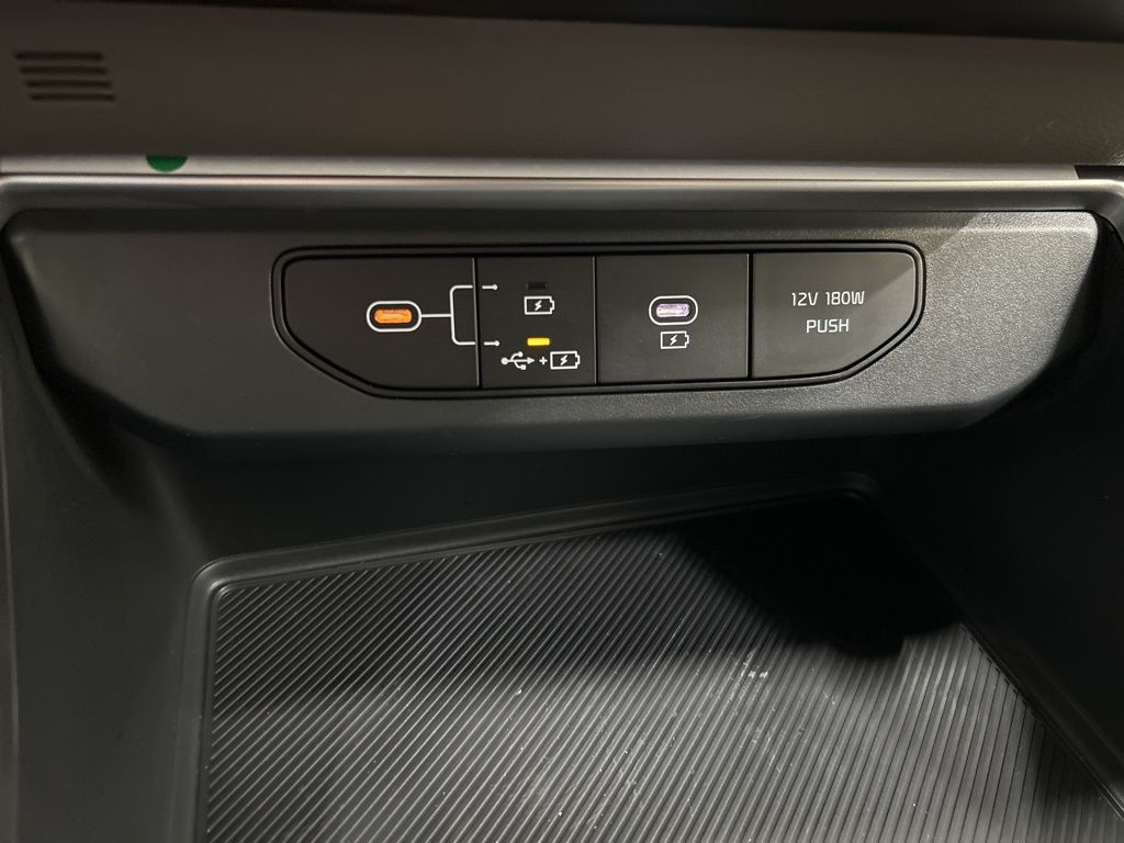 new 2026 Kia Carnival car, priced at $41,665