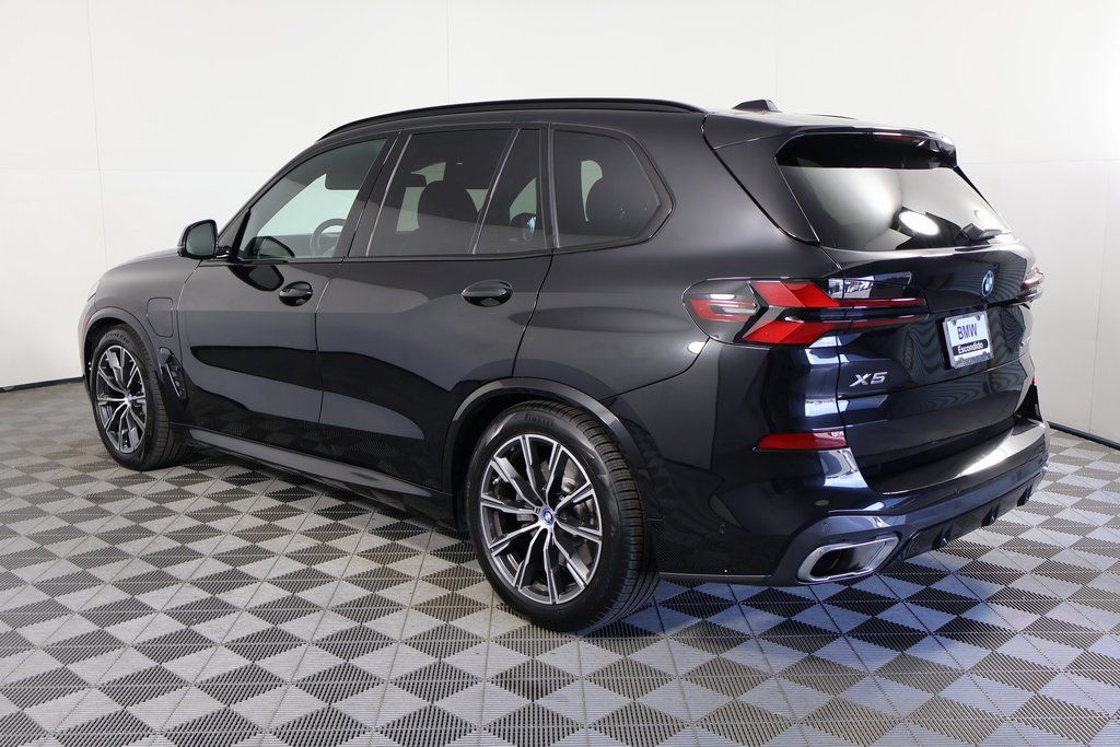 Thumbnail: 2024 BMW X5 - 6