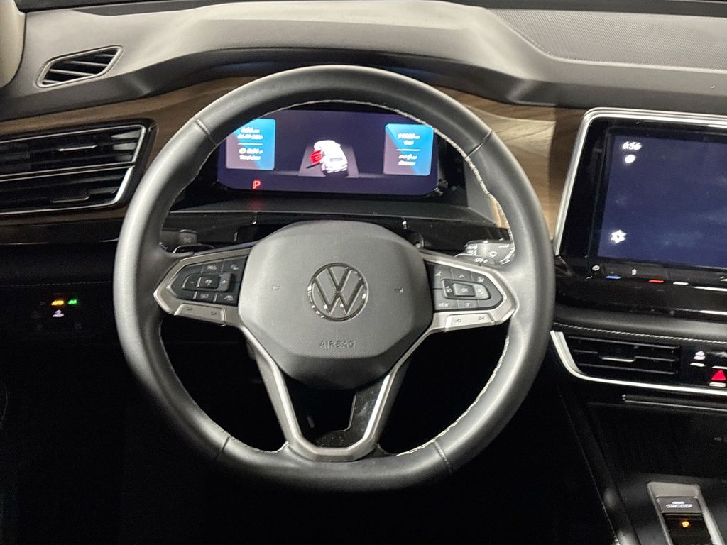 2025 Volkswagen Atlas 2.0T SE