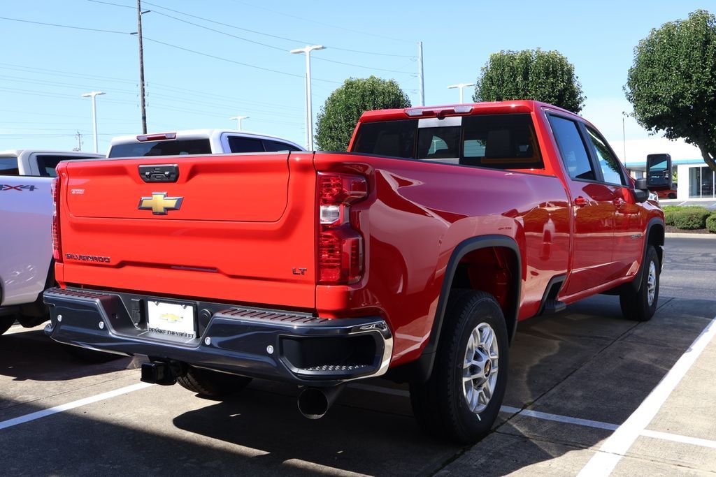 Thumbnail: 2026 Chevrolet Silverado 2500 - 7