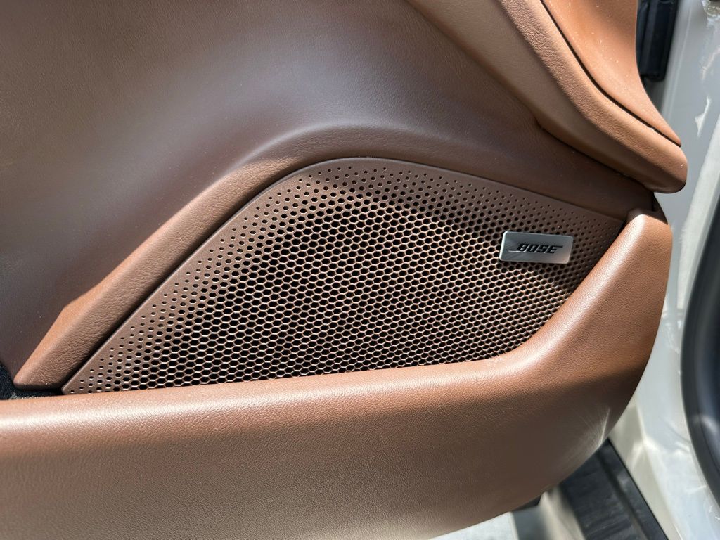 2024 Porsche Taycan Turbo 16