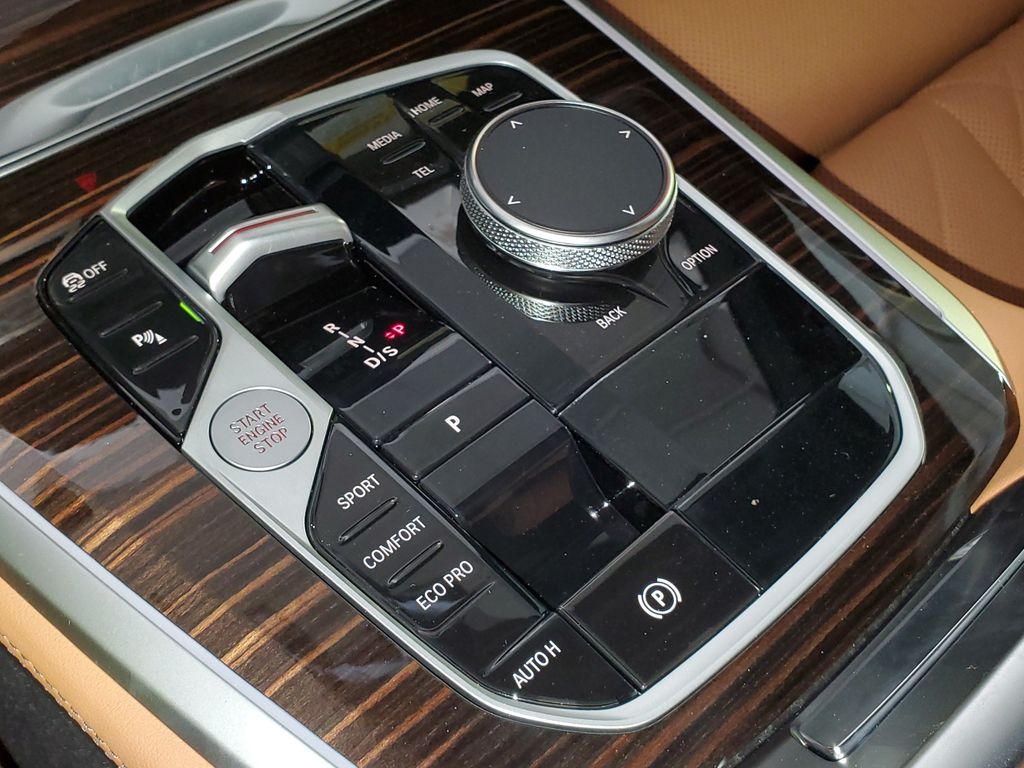 New 2026 Green BMW sDrive40i image 25