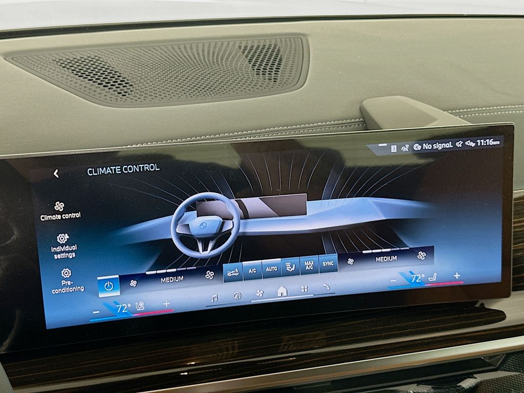 2026 BMW X5 xDrive50e 14