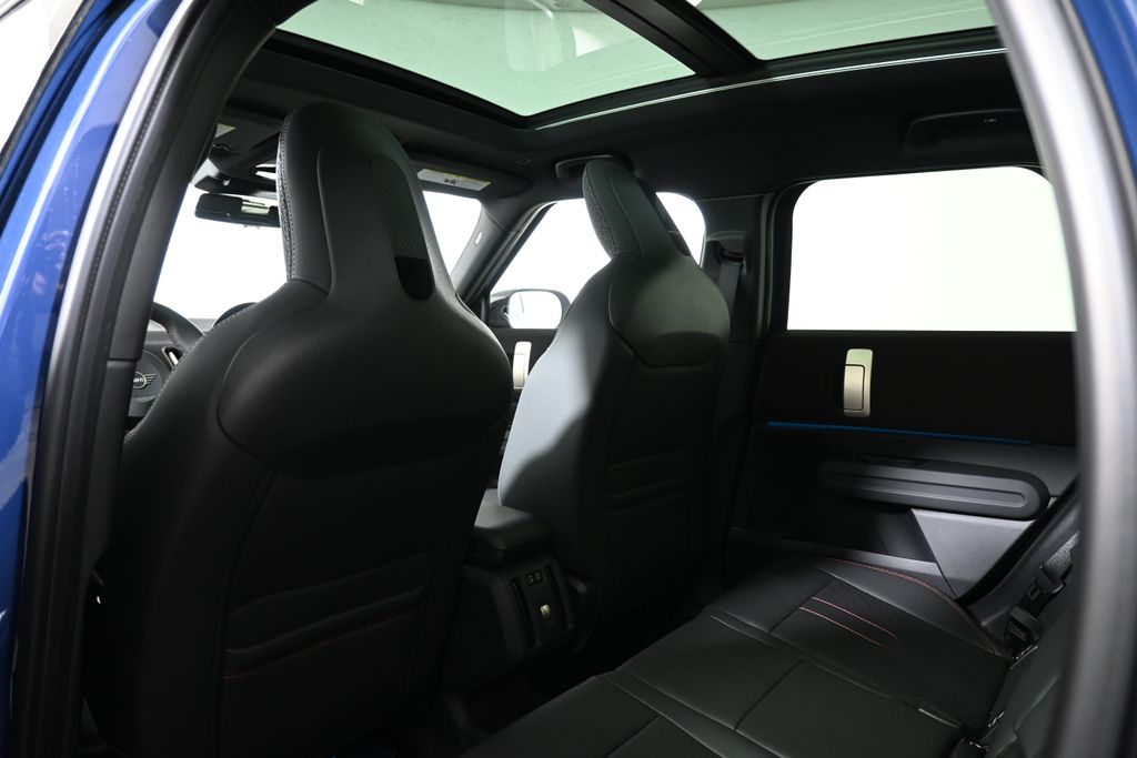 Thumbnail: 2027 MINI Cooper Countryman - 31