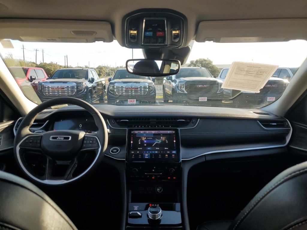 Used Car 2023 Jeep Grand Cherokee L  Limited For Sale Under $30,000 In Austin, Texas