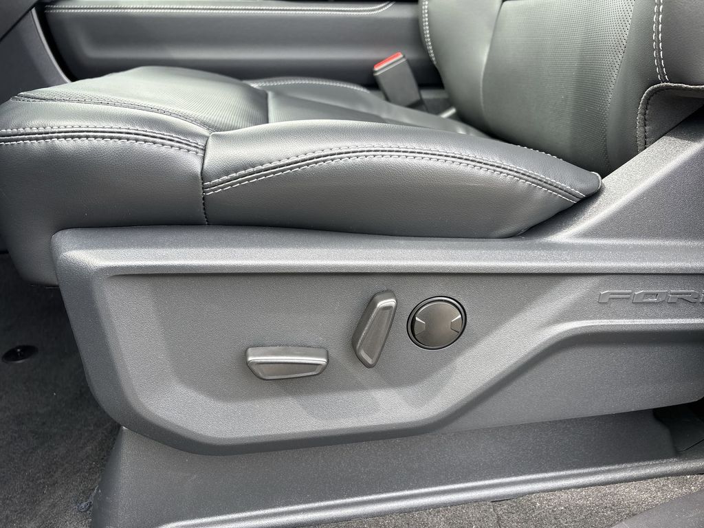 New 2026 Glacier Gray Metallic Tri-Coat Ford MAX Platinum® image 14