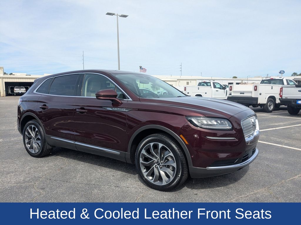 View vehicle photo 2