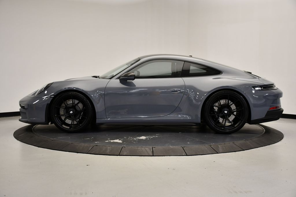 Thumbnail: 2024 Porsche 911 - 2