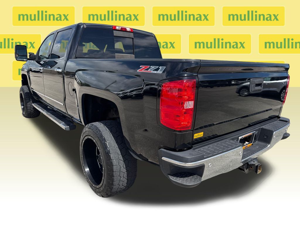 Used 2015 Black Chevrolet LTZ image 9