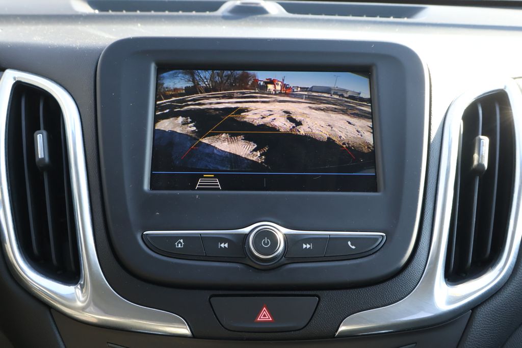 Thumbnail: 2019 Chevrolet Equinox - 16