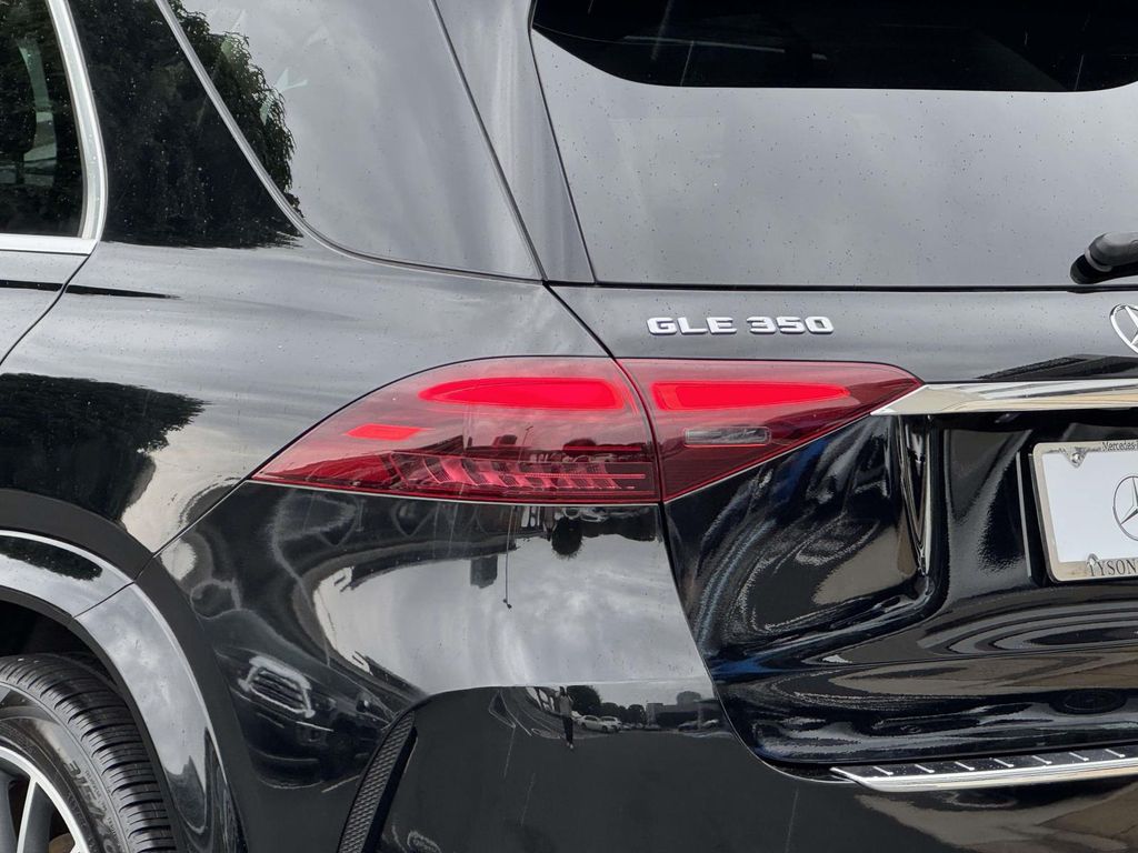 Thumbnail: 2024 Mercedes-Benz GLE - 12