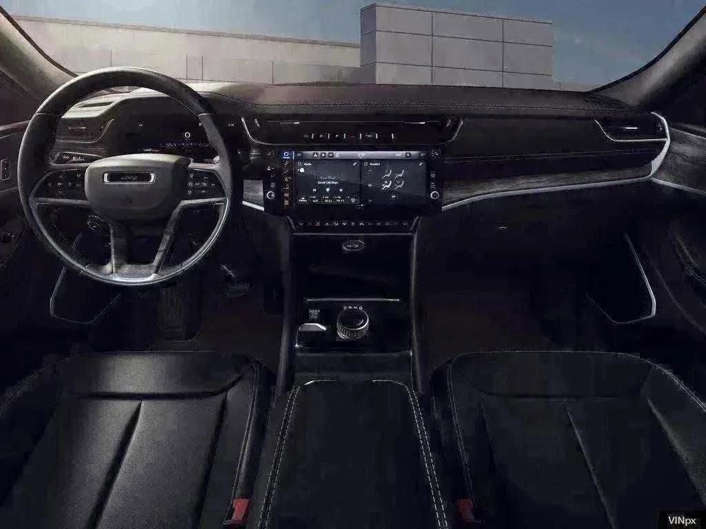 View vehicle photo 2