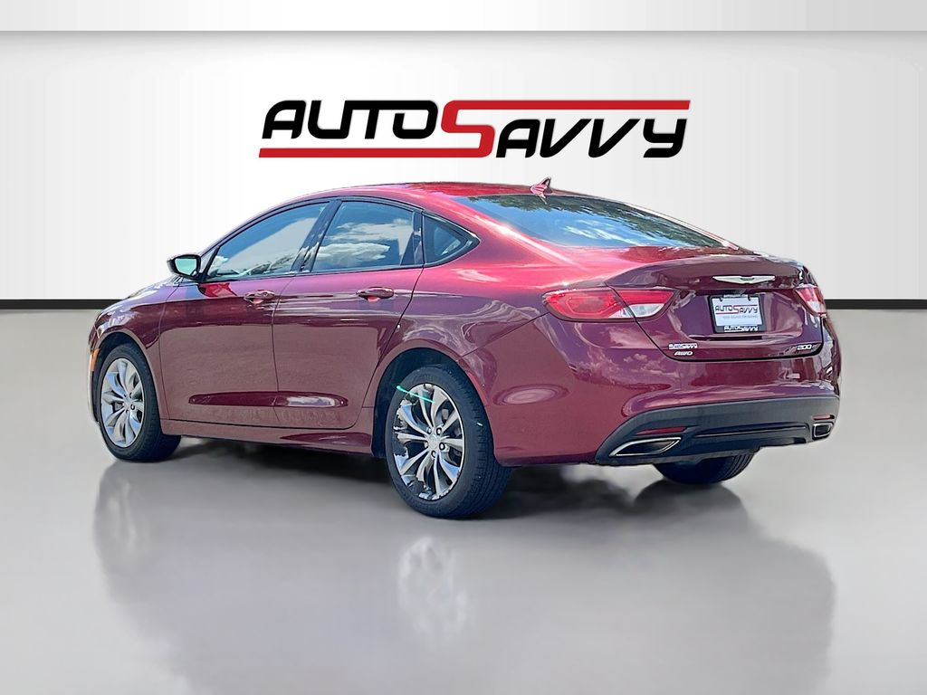 Used 2016 Red Chrysler S image 5