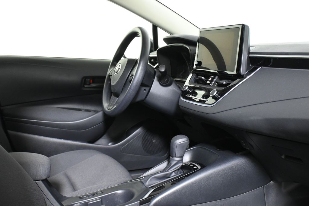 Thumbnail: 2025 Toyota Corolla - 31