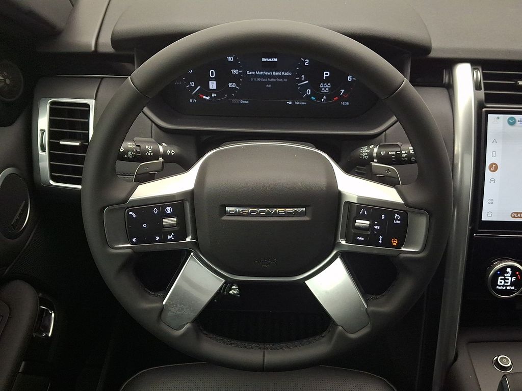 Thumbnail: 2026 Land Rover Discovery - 17