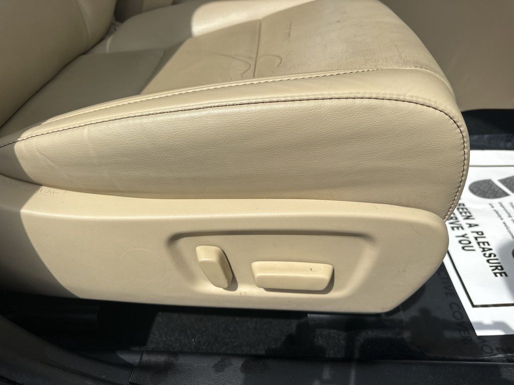 2019 Predawn Gray Mica Toyota Highlander XLE FWD SUV