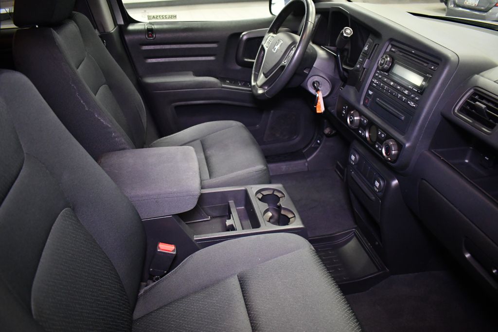 Thumbnail: 2013 Honda Ridgeline - 27