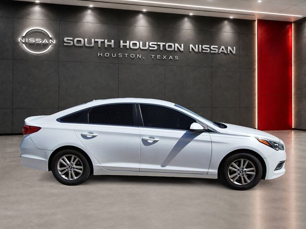 2017 Hyundai Sonata SE White at Autostrade