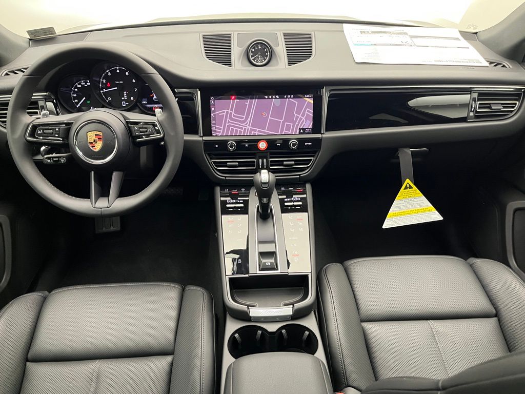 Thumbnail: 2026 Porsche Macan - 28