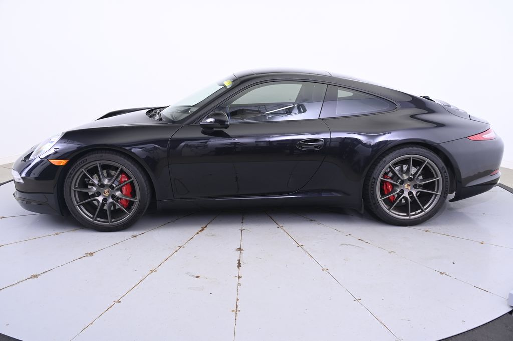 Thumbnail: 2013 Porsche 911 - 2