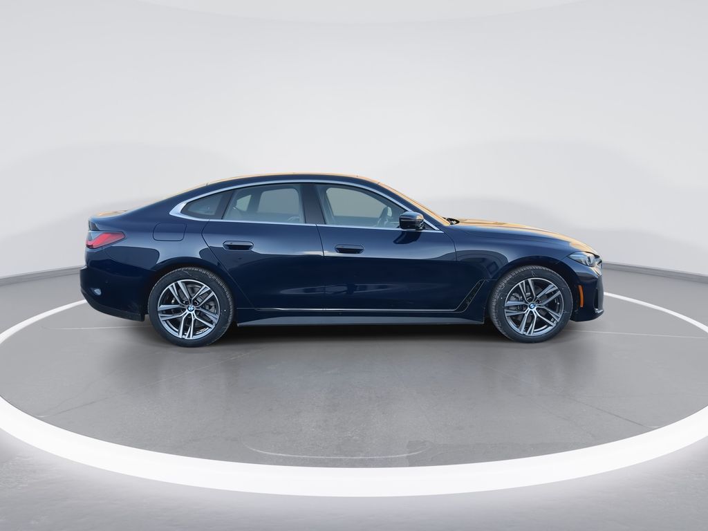 Thumbnail: 2026 BMW 4 Series - 9