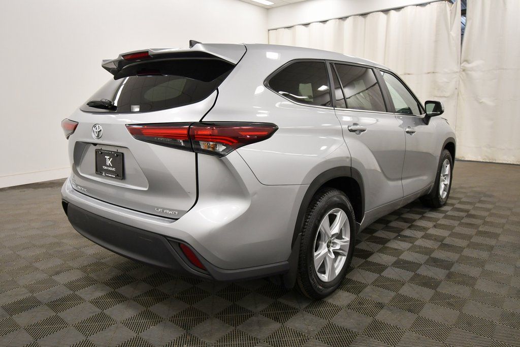 Used 2024 Toyota Highlander SUV