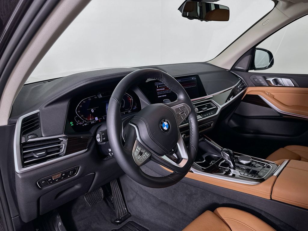 Thumbnail: 2021 BMW X7 - 9