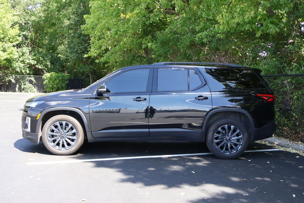 Thumbnail: 2023 Chevrolet Traverse - 4