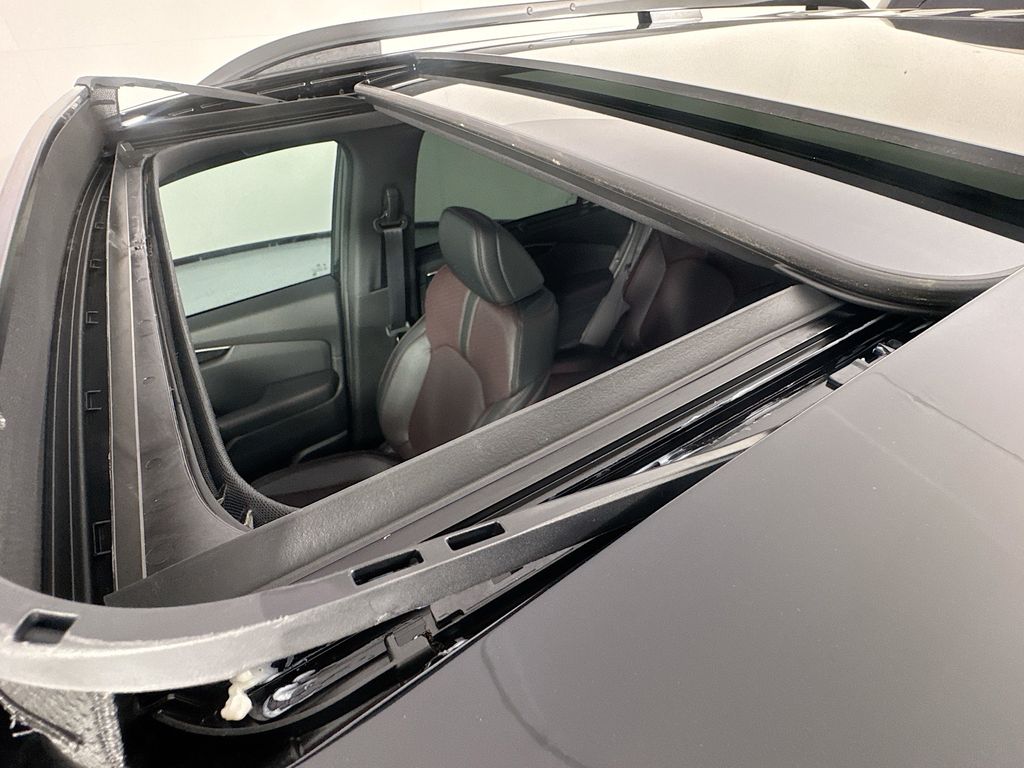 Used Car 2025 Honda Pilot  Black Edition For Sale Under $50,000 In Austin, Texas