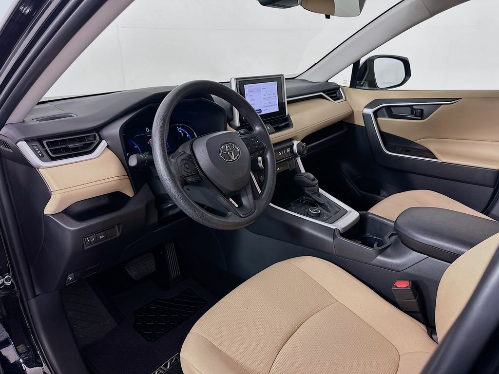 Thumbnail: 2025 Toyota RAV4 - 9