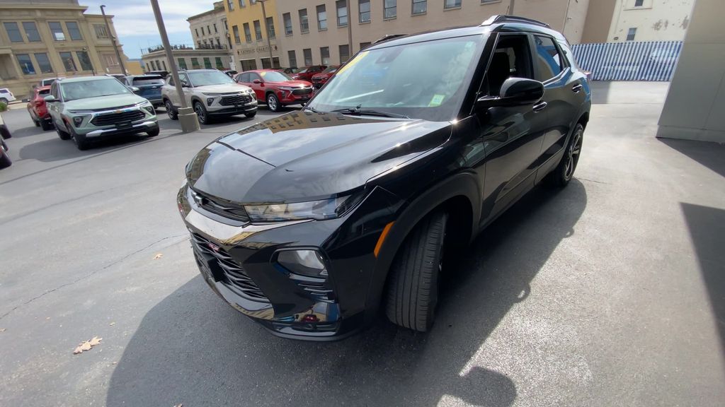 Additional photo of vehicle.