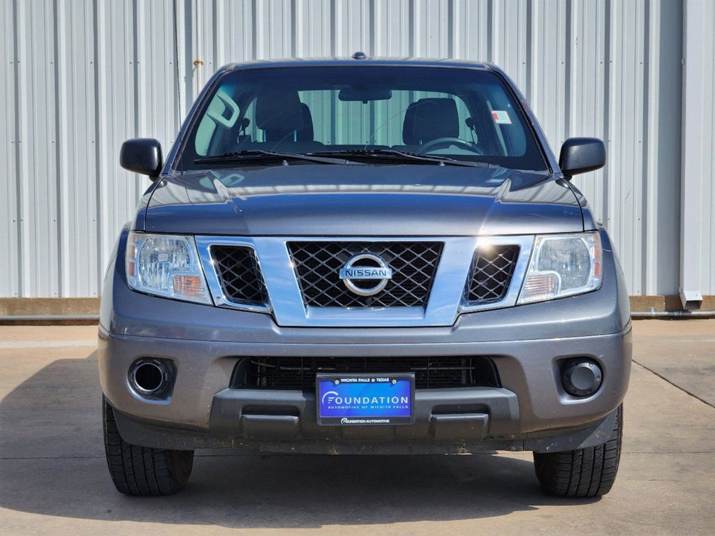 2018 Nissan Frontier SV 2