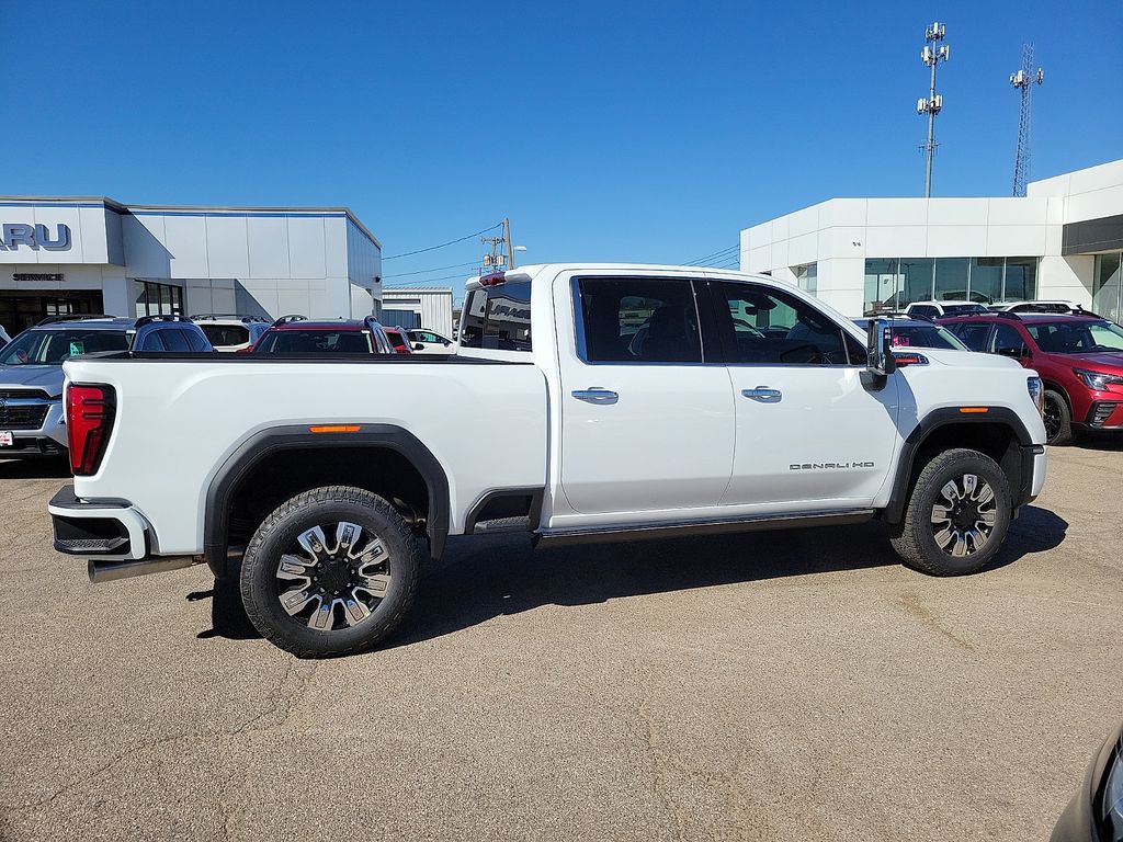2026 GMC Sierra 2500HD Denali - 11