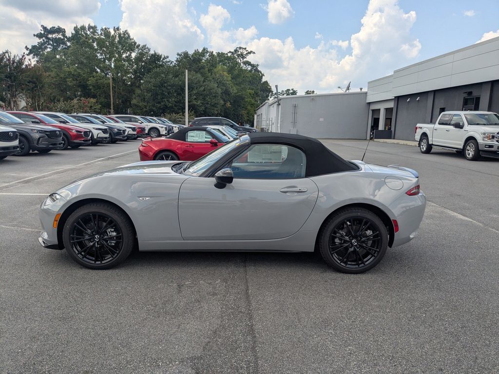 2025 Mazda MX-5 Miata Club