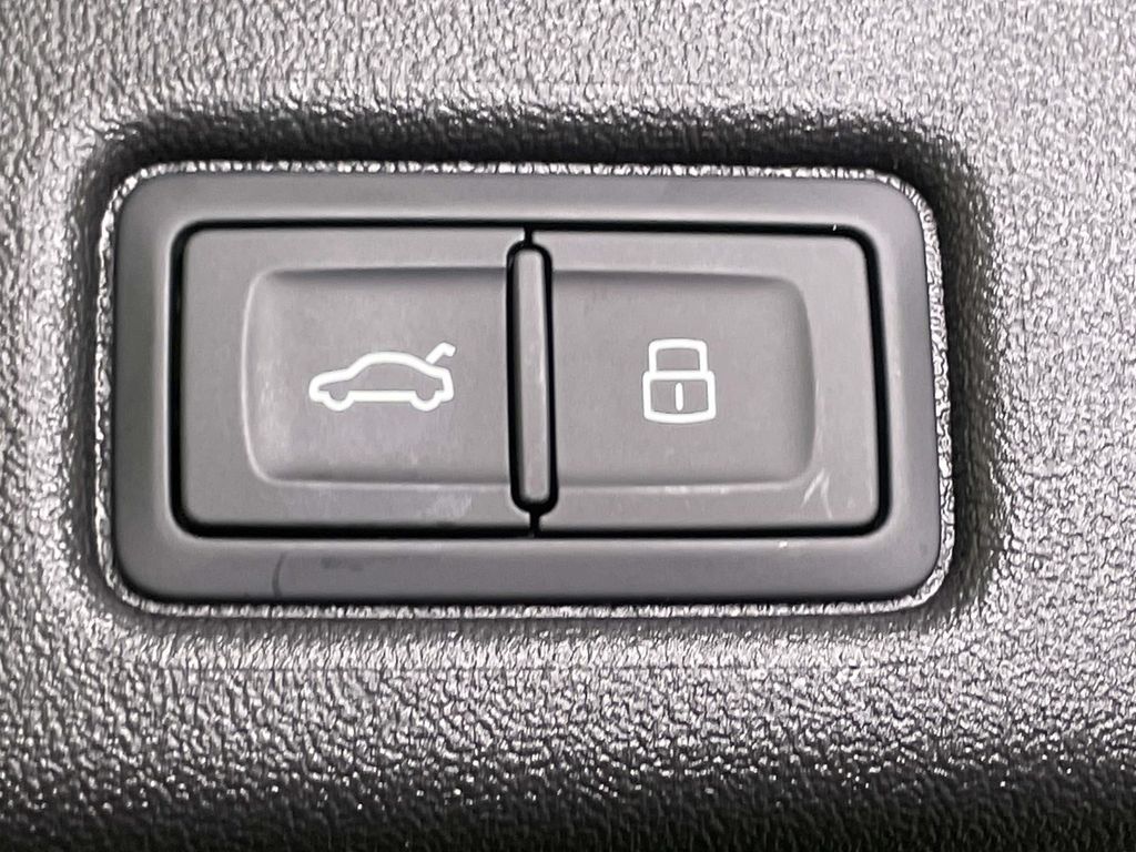 2025 Audi Q5 2.0T Premium Plus Gray at Audi Porsche Sewickley