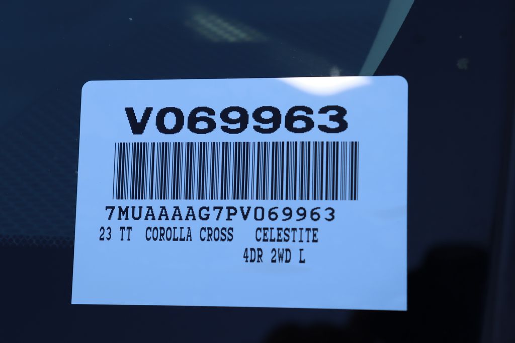 Thumbnail: 2023 Toyota Corolla Cross - 6