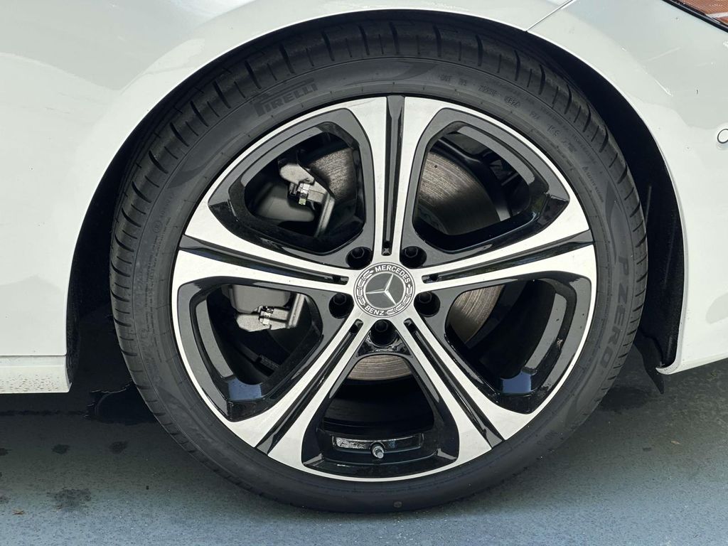 Thumbnail: 2025 Mercedes-Benz C-Class - 7