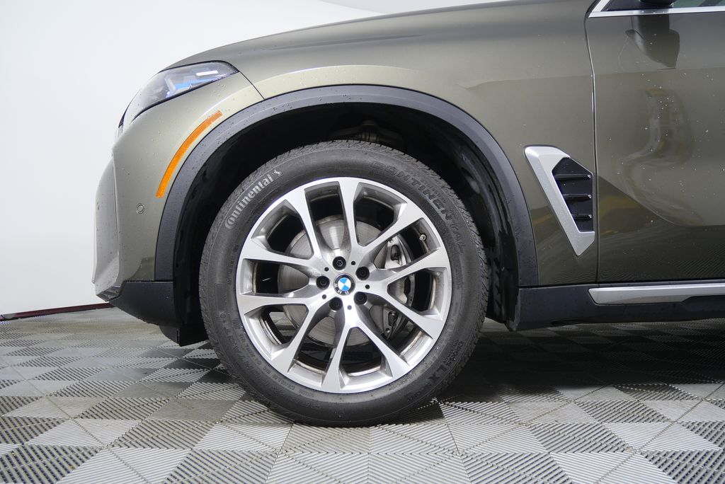 Thumbnail: 2026 BMW X5 - 7