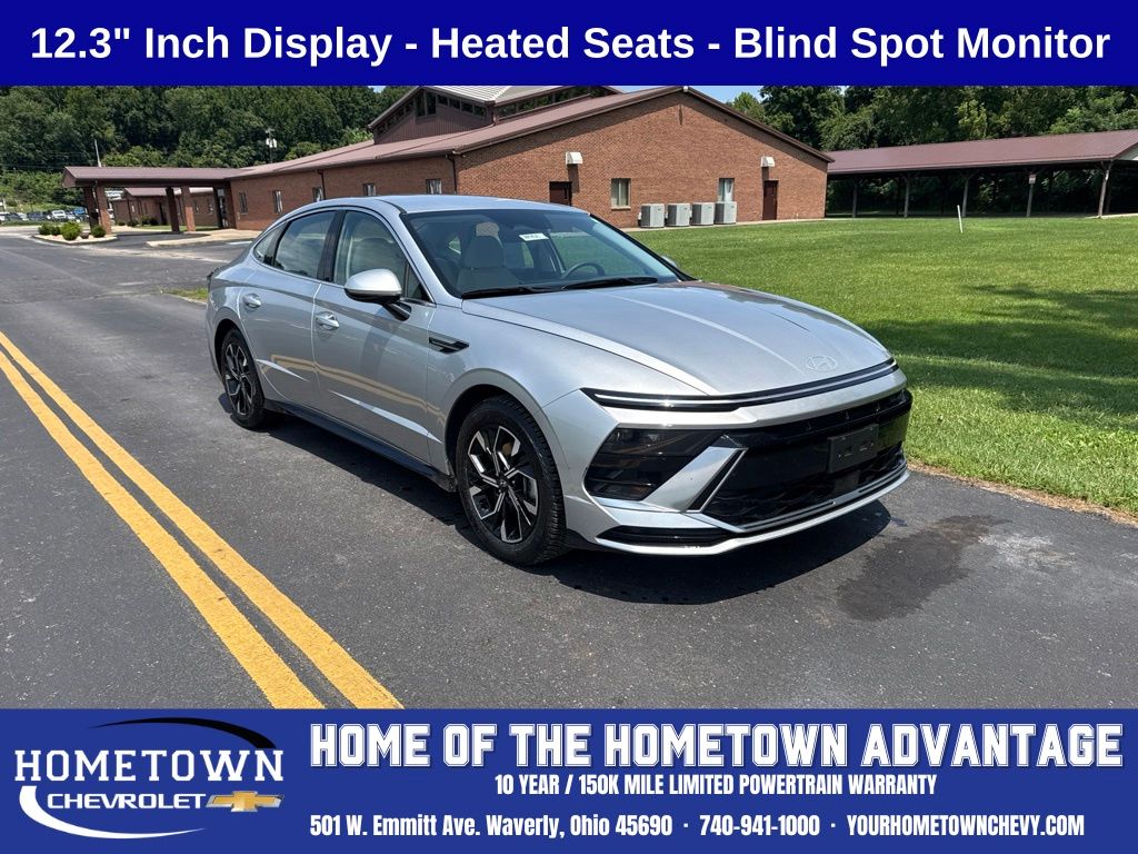 Aero Silver 2025 Hyundai Sonata Sedan Front-Wheel Drive 8-Speed Automatic